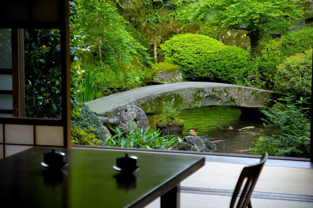 Hotel Seiranso Yugawara Esterno foto