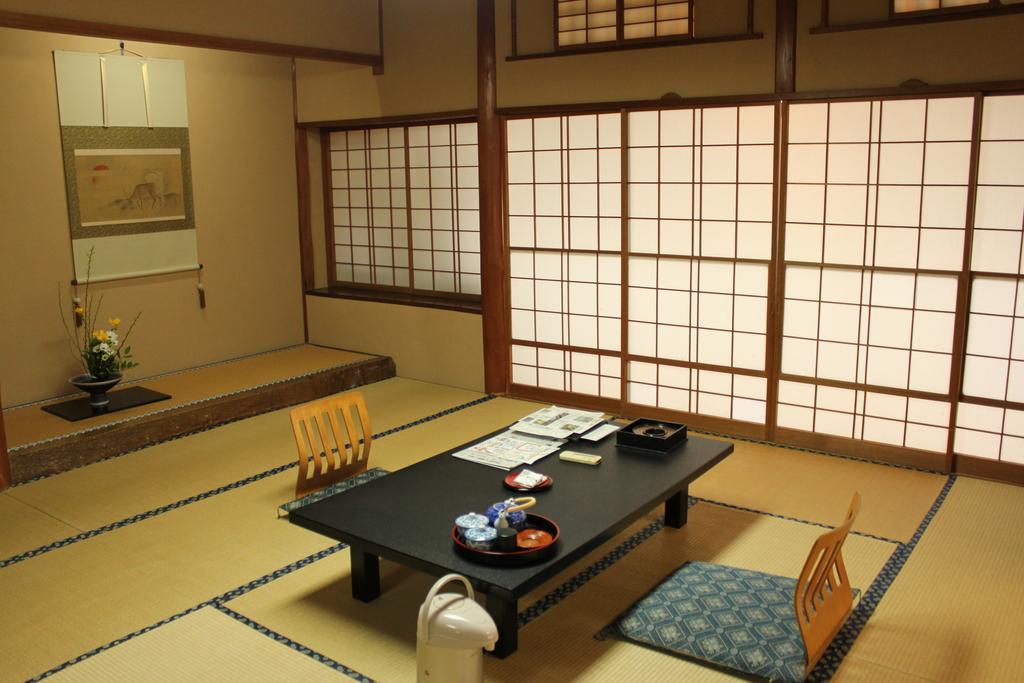 Hotel Seiranso Yugawara Esterno foto