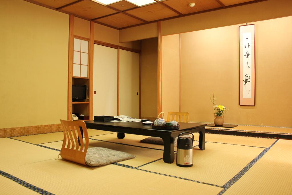 Hotel Seiranso Yugawara Esterno foto