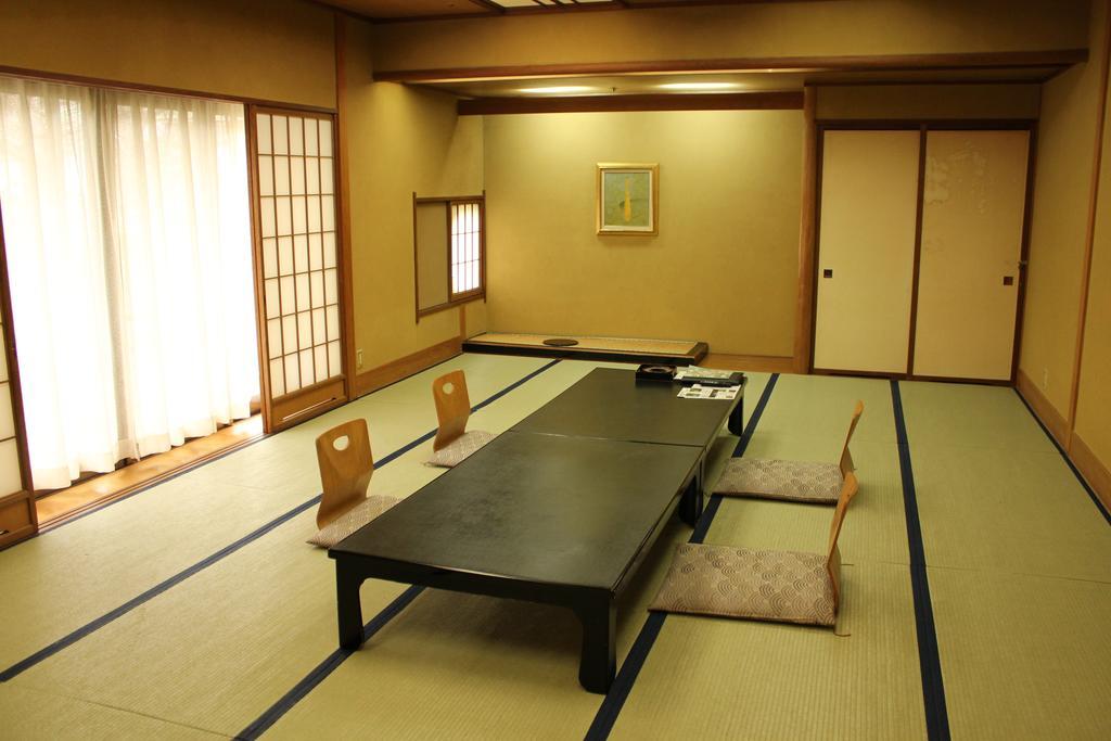 Hotel Seiranso Yugawara Esterno foto