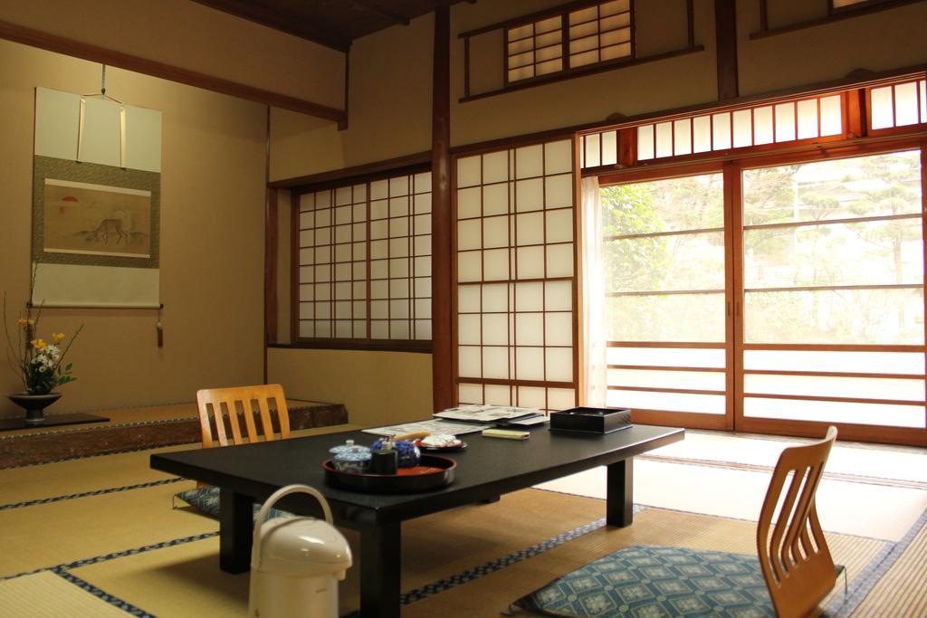 Hotel Seiranso Yugawara Esterno foto